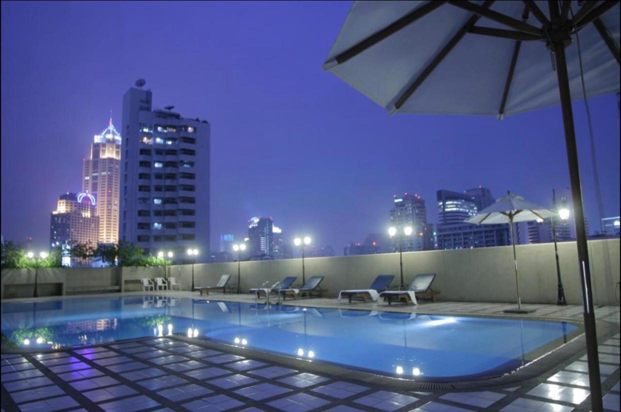 Omni Tower Cozy Apartment Near Nana Bts Bangkok Eksteriør billede